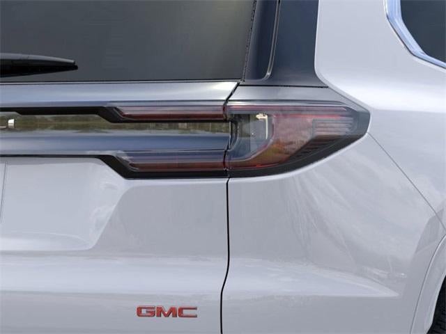 2025 GMC Acadia FWD Denali