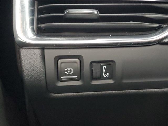 2022 Cadillac XT4 FWD Luxury