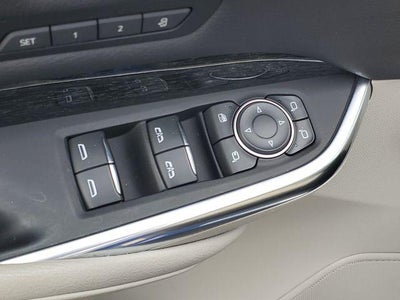 2023 Cadillac XT4 AWD Premium Luxury