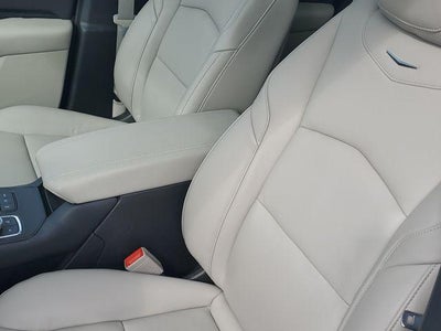 2023 Cadillac XT4 AWD Premium Luxury