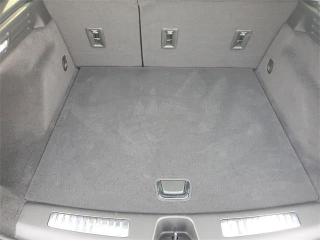 2023 Cadillac XT4 AWD Premium Luxury