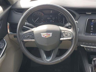 2023 Cadillac XT4 AWD Premium Luxury
