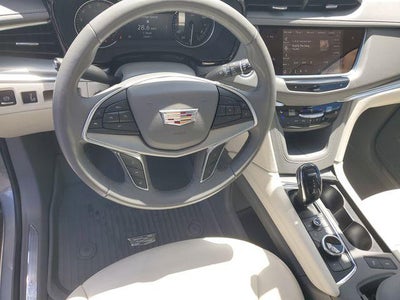 2023 Cadillac XT5 FWD Premium Luxury