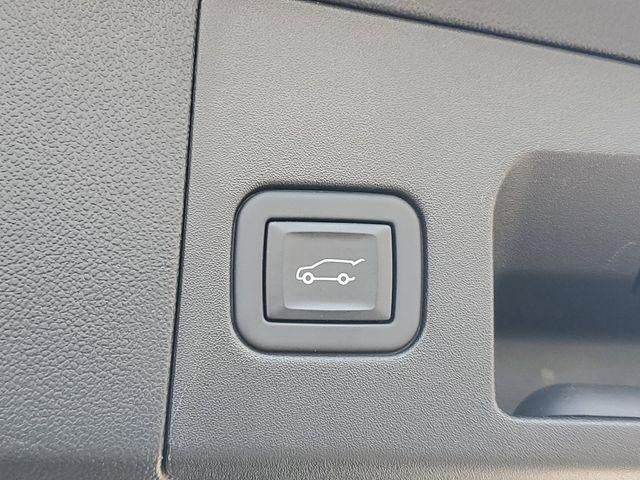 2023 Cadillac XT5 FWD Premium Luxury