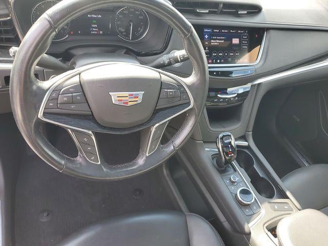 2022 Cadillac XT5 AWD Premium Luxury