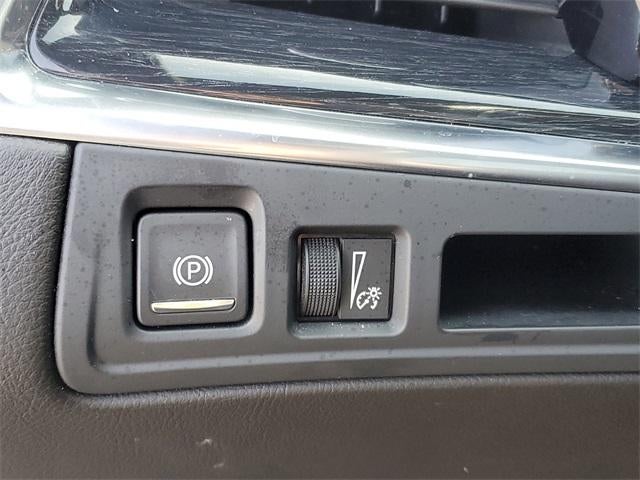 2023 Cadillac XT5 AWD Premium Luxury