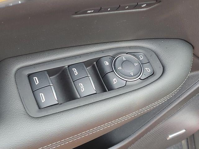 2025 Cadillac XT6 FWD Luxury