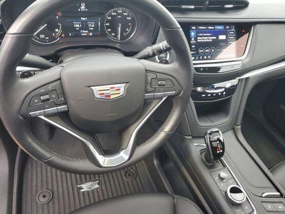 2024 Cadillac XT6 AWD Luxury