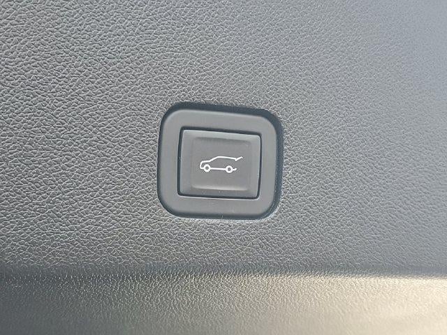 2025 Cadillac XT6 AWD Sport