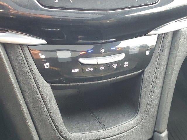 2025 Cadillac XT6 AWD Sport