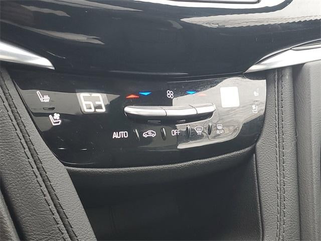 2025 Cadillac XT6 AWD Sport