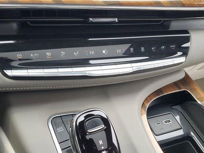 2024 Cadillac Escalade 4WD Premium Luxury Platinum