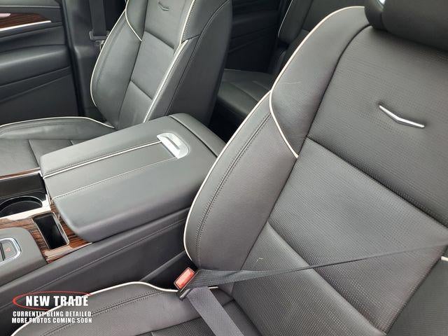 2023 Cadillac Escalade ESV 4WD Premium Luxury