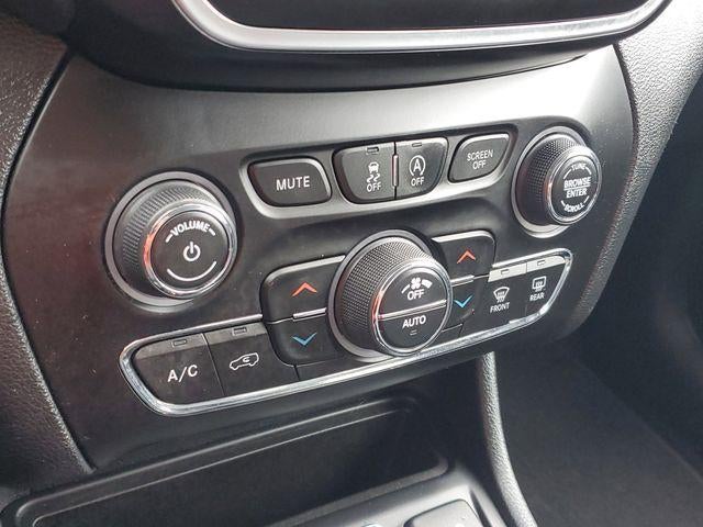 2022 Jeep Cherokee Latitude Lux 4x4