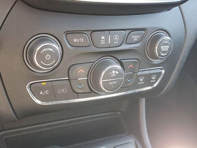 2022 Jeep Cherokee Latitude Lux 4x4