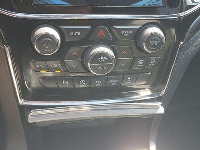 2020 Jeep Grand Cherokee Laredo