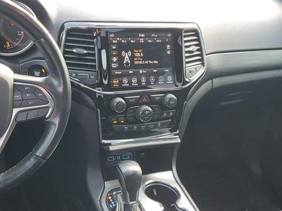 2020 Jeep Grand Cherokee Laredo