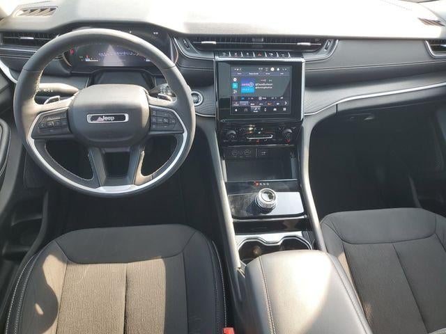 2023 Jeep Grand Cherokee L Laredo 4x4