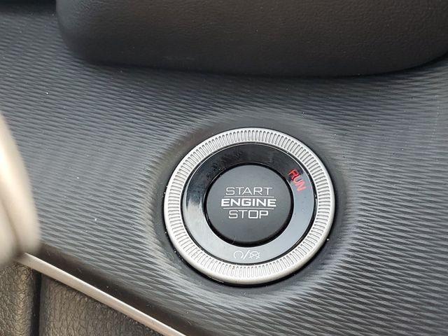 2023 Jeep Grand Cherokee L Laredo 4x4