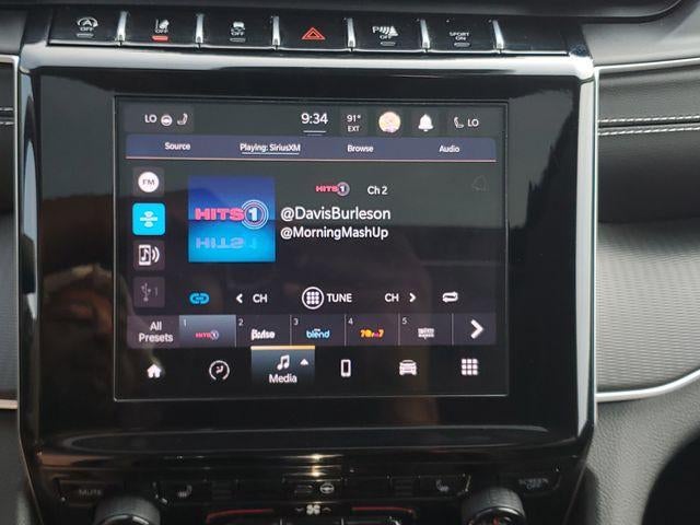 2023 Jeep Grand Cherokee L Laredo 4x4