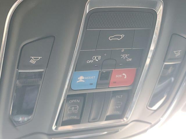 2023 Jeep Grand Cherokee L Laredo 4x4