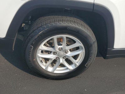 2023 Jeep Grand Cherokee L Laredo 4x4