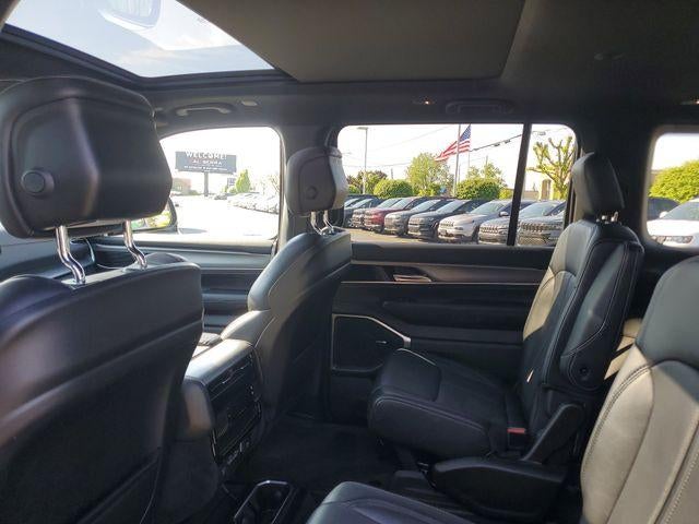 2024 Jeep Wagoneer Series II Carbide 4x4