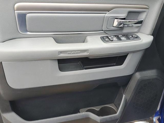 2017 RAM 1500 Big Horn Crew Cab 4x4 5'7" Box