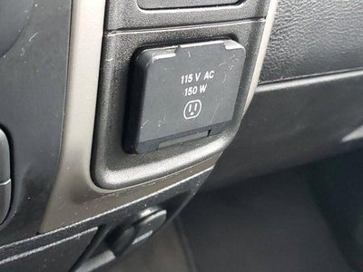 2017 RAM 1500 Big Horn Crew Cab 4x4 5'7" Box