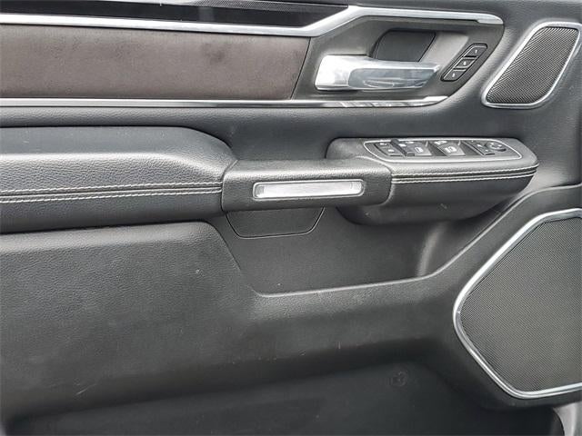 2022 RAM 1500 Laramie Crew Cab 4x2 5'7" Box