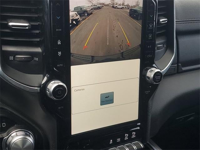 2022 RAM 1500 Laramie Crew Cab 4x2 5'7" Box