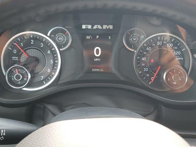 2023 RAM 1500 Big Horn Quad Cab 4x4 6'4" Box