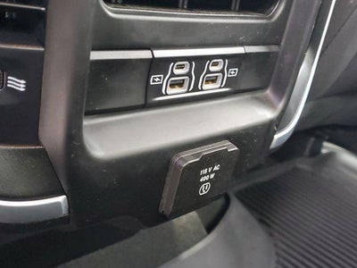 2022 RAM 1500 Big Horn Quad Cab 4x4 6'4" Box