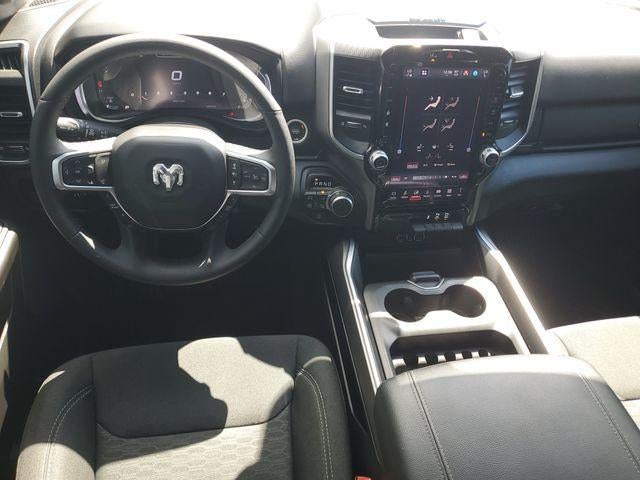 2025 RAM 1500 Big Horn Crew Cab 4x4 5'7" Box