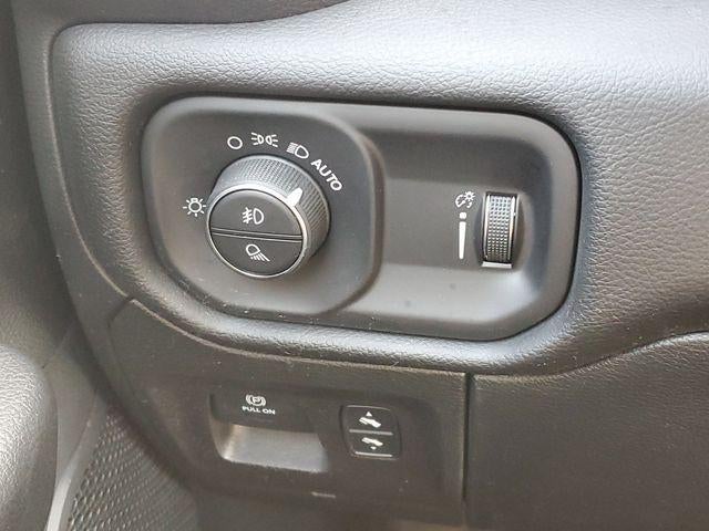 2023 RAM 1500 Big Horn Quad Cab 4x4 6'4" Box