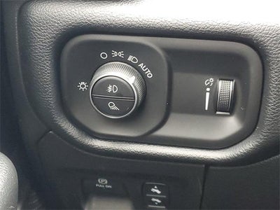 2021 RAM 1500 Big Horn Quad Cab 4x4 6'4" Box