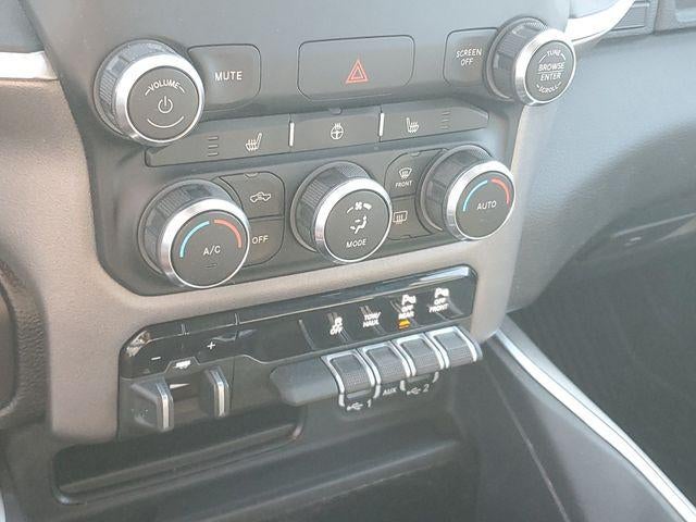 2021 RAM 1500 Big Horn Crew Cab 4x4 5'7" Box