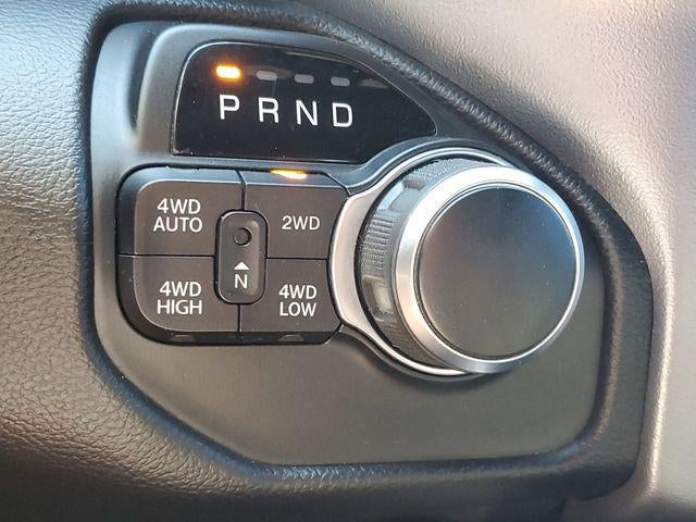 2019 RAM 1500 Big Horn/Lone Star Crew Cab 4x4 5'7" Box
