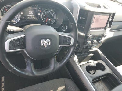 2022 RAM 1500 Big Horn Crew Cab 4x4 5'7" Box