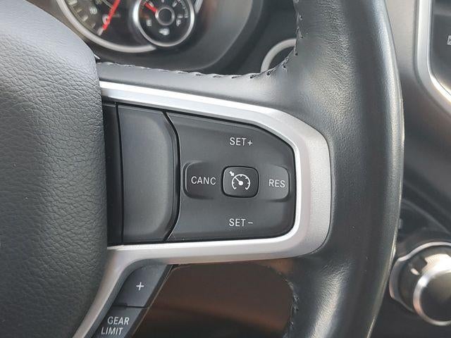 2022 RAM 1500 Big Horn Crew Cab 4x4 5'7" Box