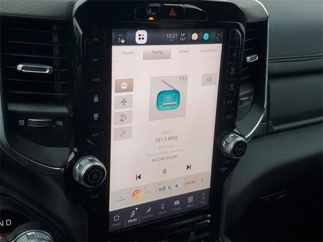 2025 RAM 1500 Laramie Crew Cab 4x4 5'7" Box