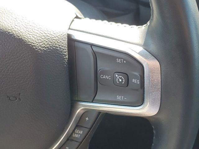 2023 RAM 1500 Laramie Crew Cab 4x4 5'7" Box
