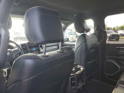 2023 RAM 1500 Laramie Crew Cab 4x4 5'7" Box