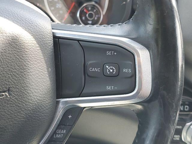 2020 RAM 1500 Laramie Crew Cab 4x4 5'7" Box