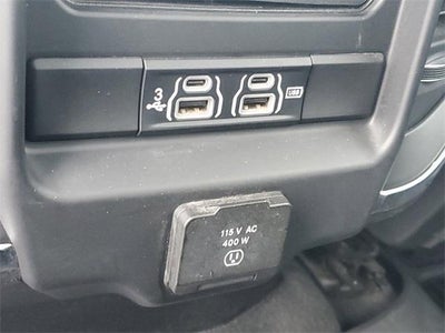 2019 RAM 1500 Laramie Crew Cab 4x4 5'7" Box