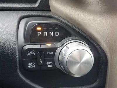 2019 RAM 1500 Laramie Crew Cab 4x4 5'7" Box