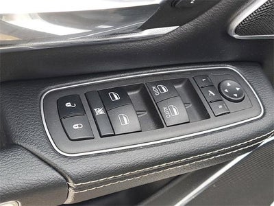 2022 RAM 1500 Laramie Crew Cab 4x4 5'7" Box