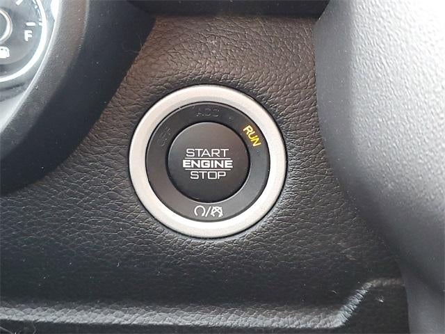 2022 RAM 1500 Laramie Crew Cab 4x4 5'7" Box