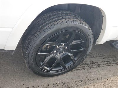 2022 RAM 1500 Laramie Crew Cab 4x4 5'7" Box