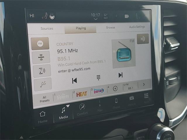 2023 RAM 1500 Laramie Crew Cab 4x4 5'7" Box